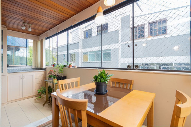 Imagem Apartamento com 2 Quartos à Venda, 62 m² em Petrópolis - Porto Alegre
