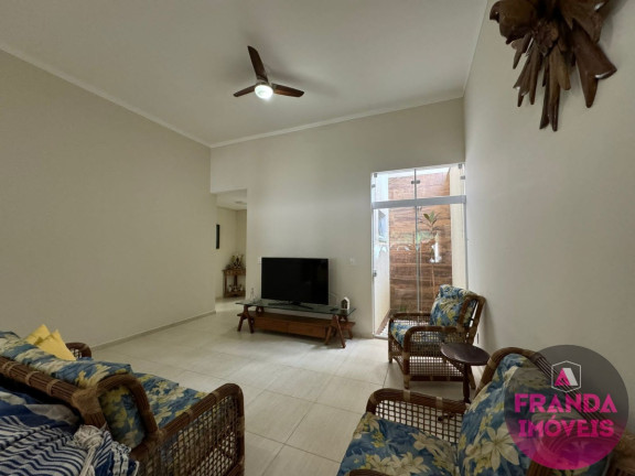 Imagem Casa com 3 Quartos à Venda, 170 m² em Perequê Açu - Ubatuba Imagem Casa com 3 Quartos à Venda, 170 m² em Perequê Açu - Ubatuba