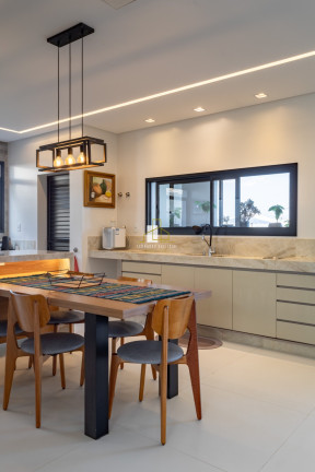 Imagem Casa com 5 Quartos à Venda, 730 m² em Alphaville Jacuhy - Serra Imagem Casa com 5 Quartos à Venda, 730 m² em Alphaville Jacuhy - Serra