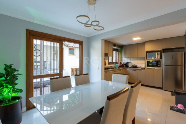 Imagem Casa de Condomínio com 3 Quartos à Venda, 217 m² em Tristeza - Porto Alegre
