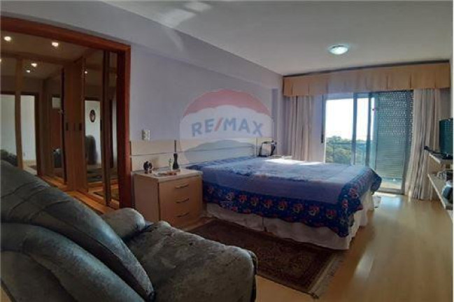 Imagem Imóvel com 4 Quartos à Venda, em Praia De Belas - Porto Alegre Imagem Imóvel com 4 Quartos à Venda, em Praia De Belas - Porto Alegre