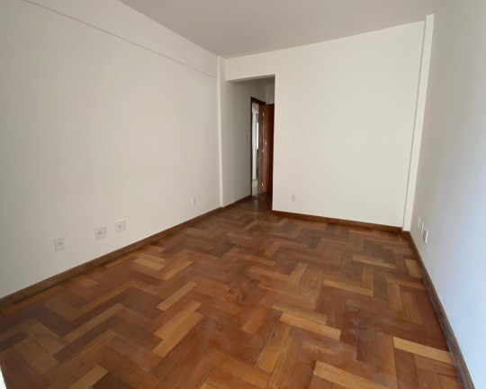 Imagem Imóvel com 3 Quartos à Venda, 120 m² em São Mateus - Juiz De Fora Imagem Imóvel com 3 Quartos à Venda, 120 m² em São Mateus - Juiz De Fora