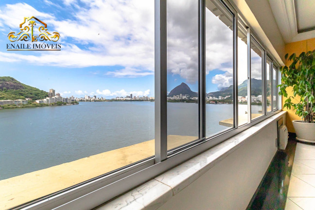 Imagem Imóvel com 4 Quartos à Venda, 495 m² em Lagoa - Rio De Janeiro Imagem Imóvel com 4 Quartos à Venda, 495 m² em Lagoa - Rio De Janeiro