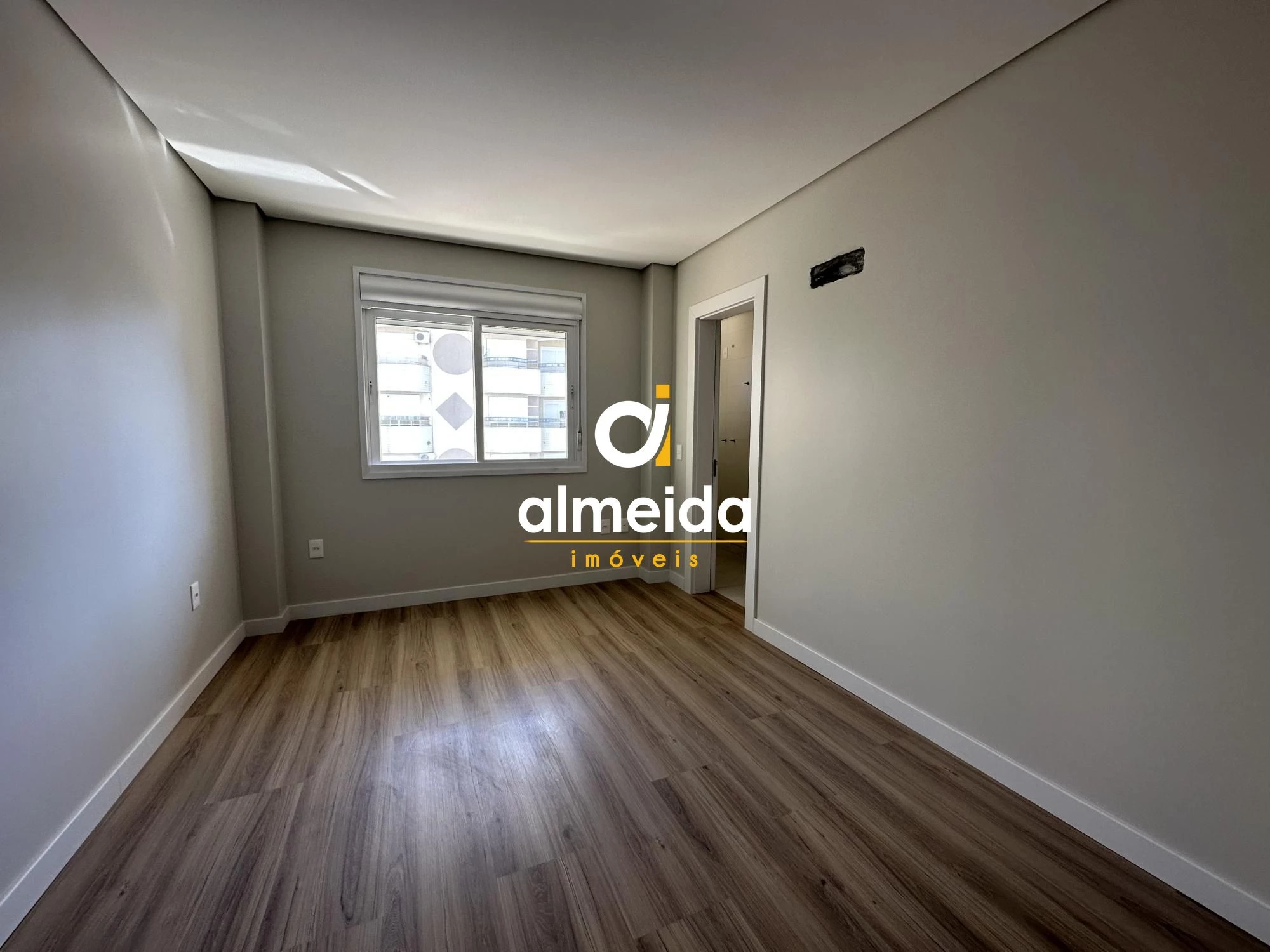 Imagem Apartamento com 3 Quartos à Venda, 220 m² em Nossa Senhora De Lourdes - Santa Maria