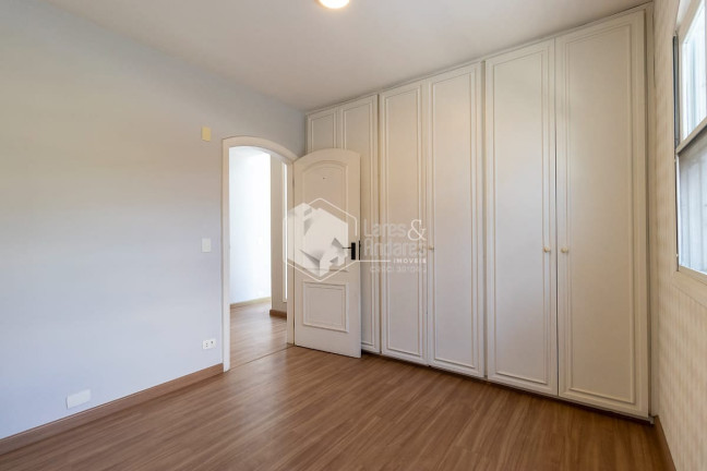 Imagem Casa com 4 Quartos à Venda, 260 m² em Jardim Morumbi - São Paulo
