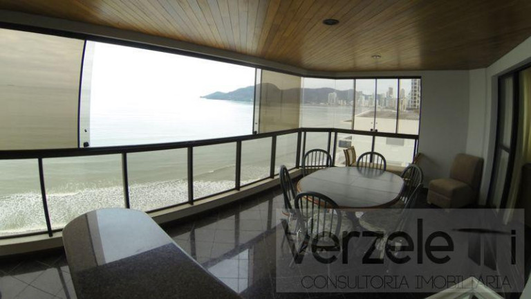Imagem Apartamento com 4 Quartos à Venda, 280 m² em Centro - Balneário Camboriú Imagem Apartamento com 4 Quartos à Venda, 280 m² em Centro - Balneário Camboriú