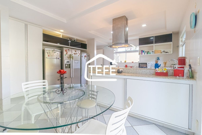 Imagem Casa com 5 Quartos à Venda, 566 m² em Barra Da Tijuca - Rio De Janeiro Imagem Casa com 5 Quartos à Venda, 566 m² em Barra Da Tijuca - Rio De Janeiro