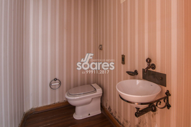 Imagem Apartamento com 2 Quartos à Venda, 158 m² em Centro - Pelotas Imagem Apartamento com 2 Quartos à Venda, 158 m² em Centro - Pelotas