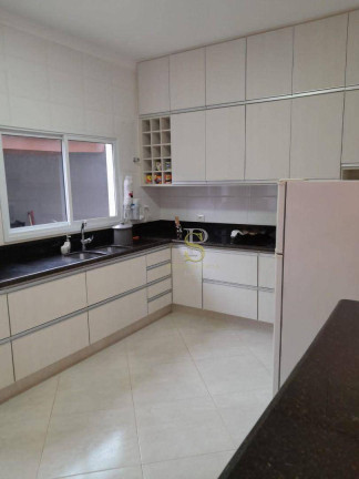Imagem Casa com 3 Quartos à Venda, 190 m² em Condomínio Terras De Atibaia I - Atibaia Imagem Casa com 3 Quartos à Venda, 190 m² em Condomínio Terras De Atibaia I - Atibaia