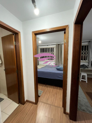 Imagem Casa com 3 Quartos à Venda, 117 m² em Xaxim - Curitiba Imagem Casa com 3 Quartos à Venda, 117 m² em Xaxim - Curitiba