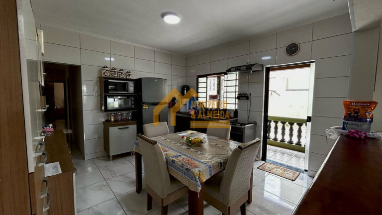 Imagem Casa com 3 Quartos à Venda, 247 m² em Vila Santana - Itapetininga