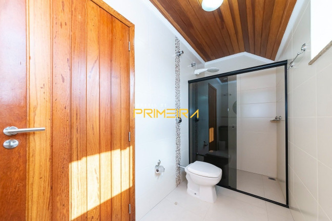 Imagem Casa com 6 Quartos à Venda, 950 m² em Santa Maria - Colombo