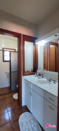 Imagem Casa com 4 Quartos à Venda, 213 m² em Pantanal - Florianópolis
