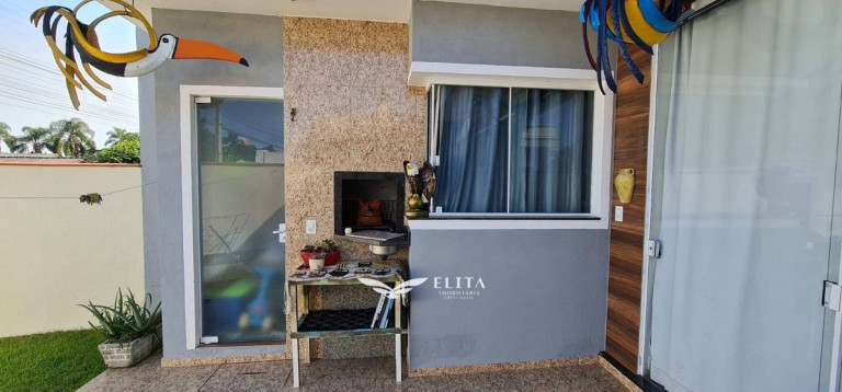 Imagem Casa com 3 Quartos à Venda, 79 m² em Centro - Balneário Piçarras Imagem Casa com 3 Quartos à Venda, 79 m² em Centro - Balneário Piçarras