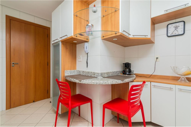 Imagem Apartamento com 2 Quartos à Venda, 84 m² em Floresta - Porto Alegre