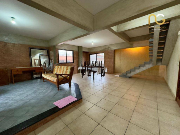 Imóvel com 4 Quartos à Venda, 238 m² em Tupi - Praia Grande