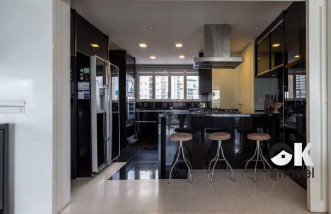 Imagem Apartamento com 4 Quartos à Venda, 192 m² em Vila Nova Conceição - São Paulo Imagem Apartamento com 4 Quartos à Venda, 192 m² em Vila Nova Conceição - São Paulo