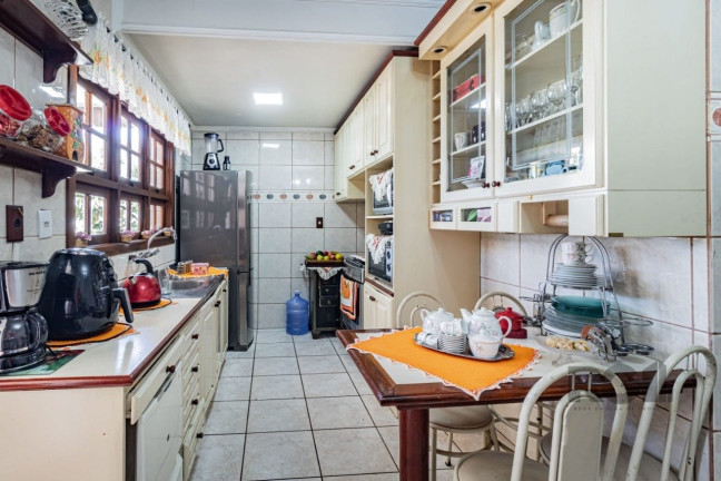 Imagem Casa com 3 Quartos à Venda, 232 m² em Vera Cruz - Gravataí Imagem Casa com 3 Quartos à Venda, 232 m² em Vera Cruz - Gravataí