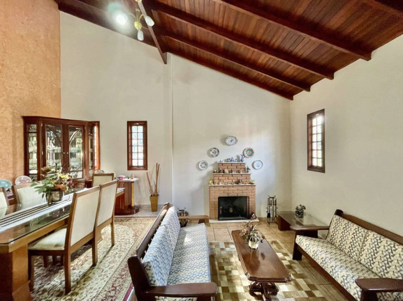 Imagem Casa de Condomínio com 3 Quartos à Venda, em Chácara Dos Lagos - Carapicuíba Imagem Casa de Condomínio com 3 Quartos à Venda, em Chácara Dos Lagos - Carapicuíba