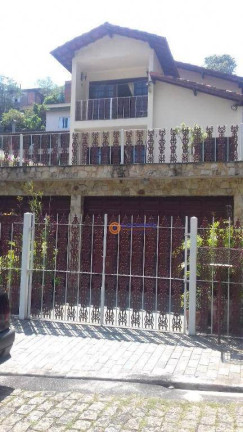 Sobrado com 3 Quartos à Venda, 217 m² em Quarta Divisão - Ribeirão Pires