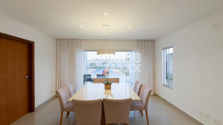 Imagem Casa com 4 Quartos à Venda, 350 m² em Jardim Botânico Iii - Brasília