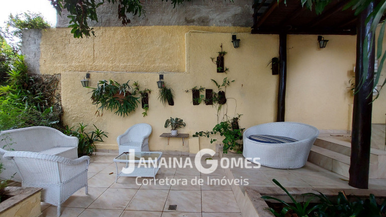 Imagem Casa com 4 Quartos à Venda, 300 m² em São Francisco - Niterói Imagem Casa com 4 Quartos à Venda, 300 m² em São Francisco - Niterói