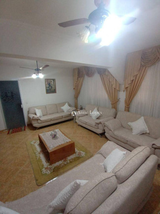 Casa com 5 Quartos à Venda, 700 m² em Vila Valença - São Vicente
