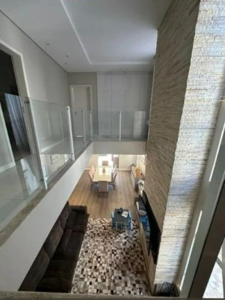 Imagem Casa com 4 Quartos à Venda, 261 m² em Pinheirinho - Curitiba
