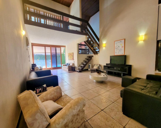Casa com 4 Quartos para Alugar, 450 m² em Itanhangá - Rio De Janeiro