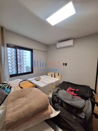 Imagem Apartamento com 4 Quartos à Venda, 144 m² em Barra Da Tijuca - Rio De Janeiro Imagem Apartamento com 4 Quartos à Venda, 144 m² em Barra Da Tijuca - Rio De Janeiro
