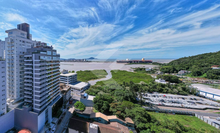 Apartamento com 3 Quartos à Venda, 145 m² em Fazenda - Itajaí