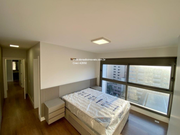Imagem Apartamento com 3 Quartos à Venda, 136 m² em Centro - Florianópolis