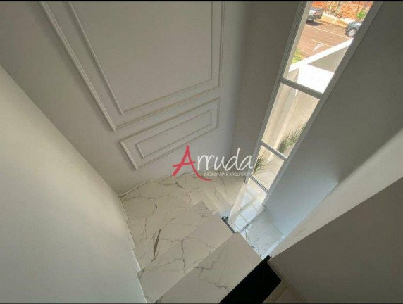 Imagem Sobrado com 3 Quartos à Venda, 109 m² em Canadá - Cascavel