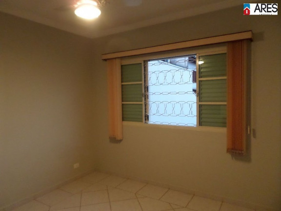Imagem Casa com 3 Quartos para Alugar, 180 m² em Parque Novo Mundo - Americana Imagem Casa com 3 Quartos para Alugar, 180 m² em Parque Novo Mundo - Americana
