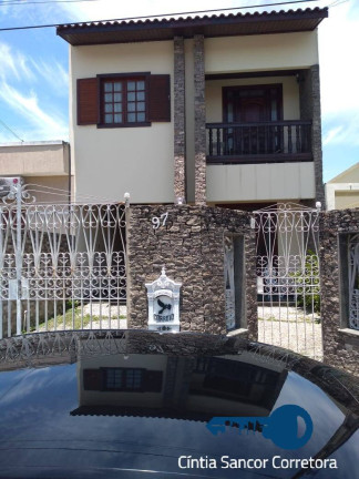 Casa com 3 Quartos à Venda,  em Parque Tarcísio Miranda - Campos Dos Goytacazes