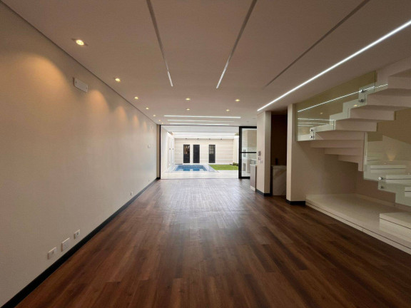 Imagem Sobrado com 3 Quartos à Venda, 250 m² em Recanto Tropical - Cascavel