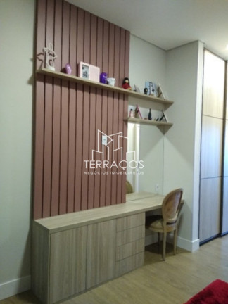 Imagem Imóvel com 3 Quartos à Venda, 400 m² em Medeiros - Jundiaí Imagem Imóvel com 3 Quartos à Venda, 400 m² em Medeiros - Jundiaí