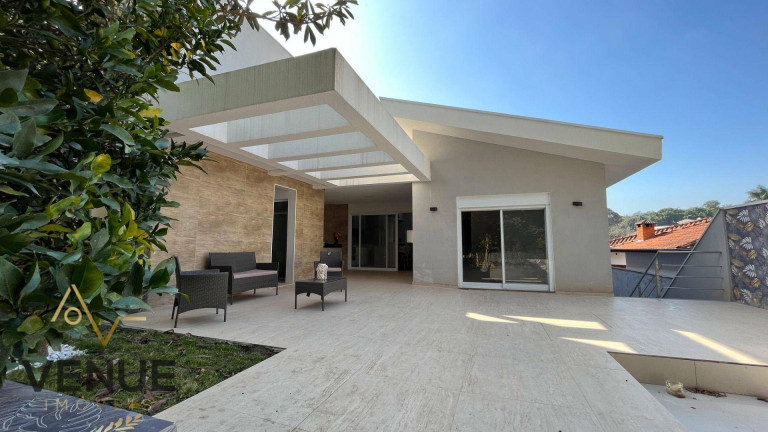 Casa com 3 Quartos à Venda, 220 m² em Aruã - Mogi Das Cruzes
