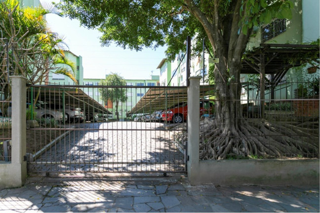 Imagem Imóvel com 3 Quartos à Venda, em Jardim Planalto - Porto Alegre Imagem Imóvel com 3 Quartos à Venda, em Jardim Planalto - Porto Alegre