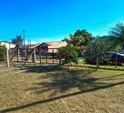 Imagem Casa com 2 Quartos à Venda, em Capão Da Canoa Imagem Casa com 2 Quartos à Venda, em Capão Da Canoa
