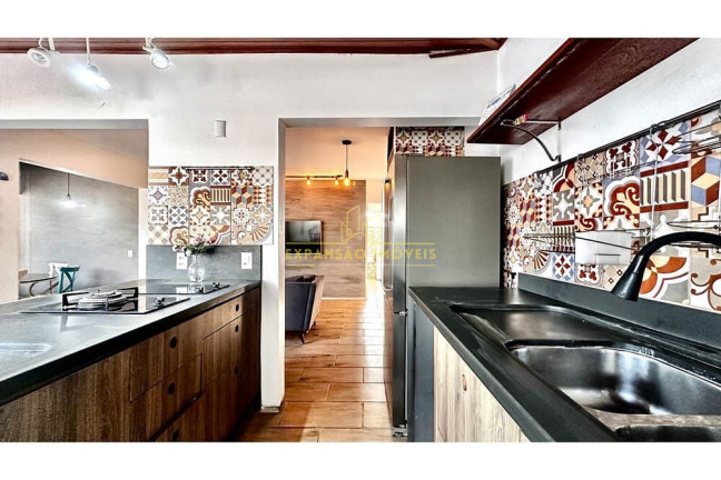 Imagem Imóvel com 3 Quartos à Venda, 121 m² em Barra Da Lagoa - Florianópolis