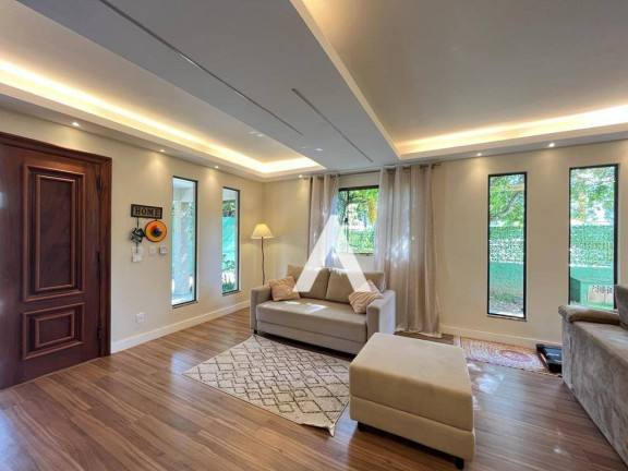 Imagem Casa com 5 Quartos à Venda, 318 m² em Comary - Teresópolis Imagem Casa com 5 Quartos à Venda, 318 m² em Comary - Teresópolis