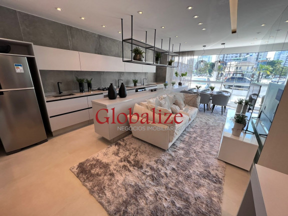 Imóvel com 2 Quartos à Venda, 73 m² em Gonzaga - Santos