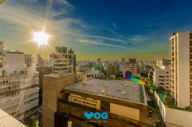 Imagem Imóvel com 3 Quartos à Venda, 297 m² em Rio Branco - Porto Alegre Imagem Imóvel com 3 Quartos à Venda, 297 m² em Rio Branco - Porto Alegre