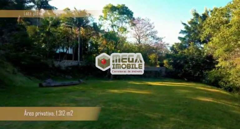Imagem Terreno à Venda, 3.363 m² em Córrego Grande - Florianópolis Imagem Terreno à Venda, 3.363 m² em Córrego Grande - Florianópolis