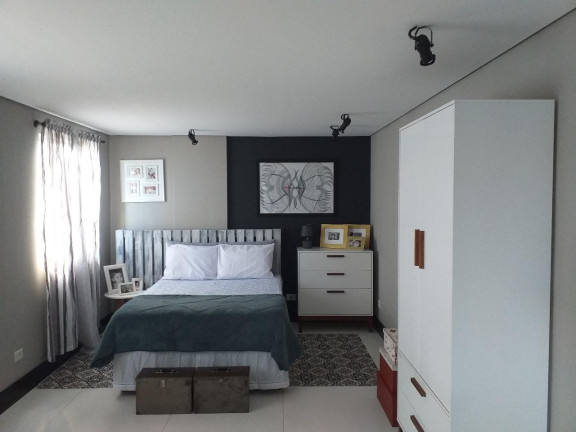 Imagem Apartamento com 1 Quarto à Venda, 61 m² em Novo Mundo - Curitiba Imagem Apartamento com 1 Quarto à Venda, 61 m² em Novo Mundo - Curitiba
