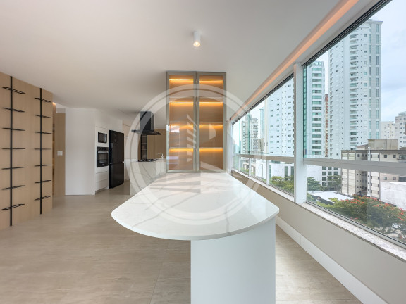 Imagem Apartamento com 3 Quartos à Venda, 179 m² em Centro - Balneário Camboriú Imagem Apartamento com 3 Quartos à Venda, 179 m² em Centro - Balneário Camboriú