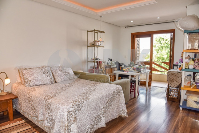 Imagem Sobrado com 3 Quartos à Venda, 247 m² em Ecoville - Porto Alegre