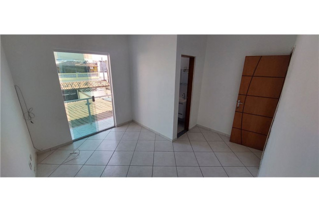 Imagem Casa com 3 Quartos à Venda,  em Vila Carmosina - São Paulo