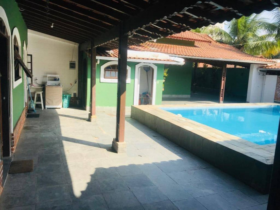 Imagem Casa com 3 Quartos à Venda, 300 m² em Canto Do Forte - Praia Grande Imagem Casa com 3 Quartos à Venda, 300 m² em Canto Do Forte - Praia Grande